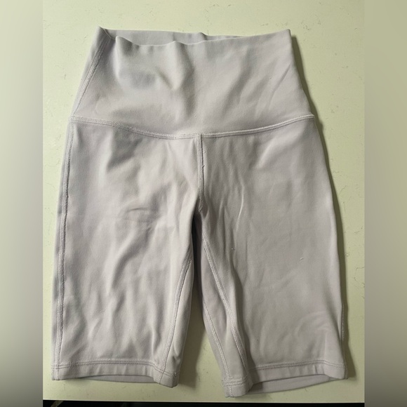 Lululemon Atlética high-rise biker shorts in light lilac Size 2 - Picture 1 of 8